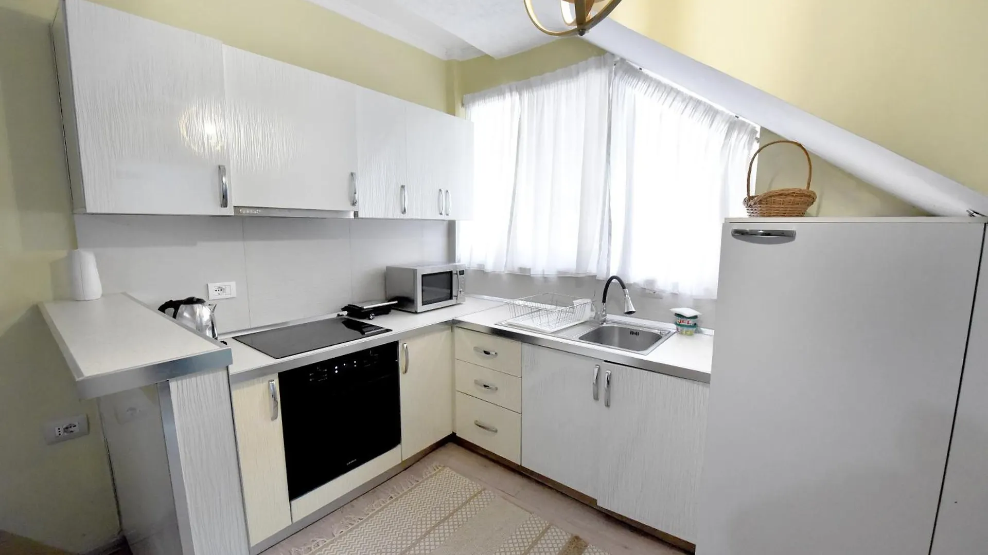 Apartment Vila Sia Tirana