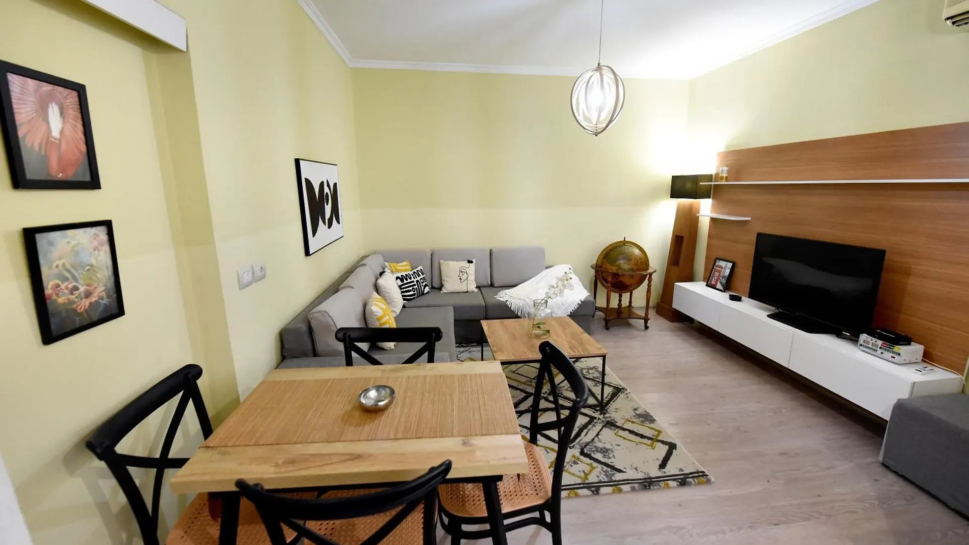 Vila Sia Tirana